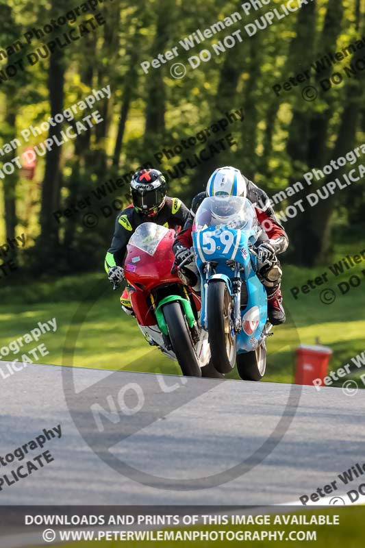 cadwell no limits trackday;cadwell park;cadwell park photographs;cadwell trackday photographs;enduro digital images;event digital images;eventdigitalimages;no limits trackdays;peter wileman photography;racing digital images;trackday digital images;trackday photos